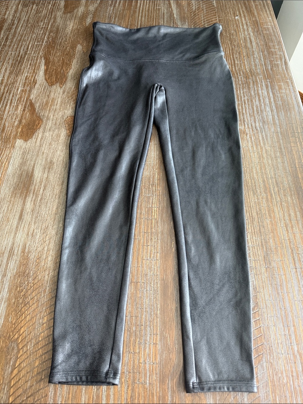 Spanx black shiny leggings size XLP